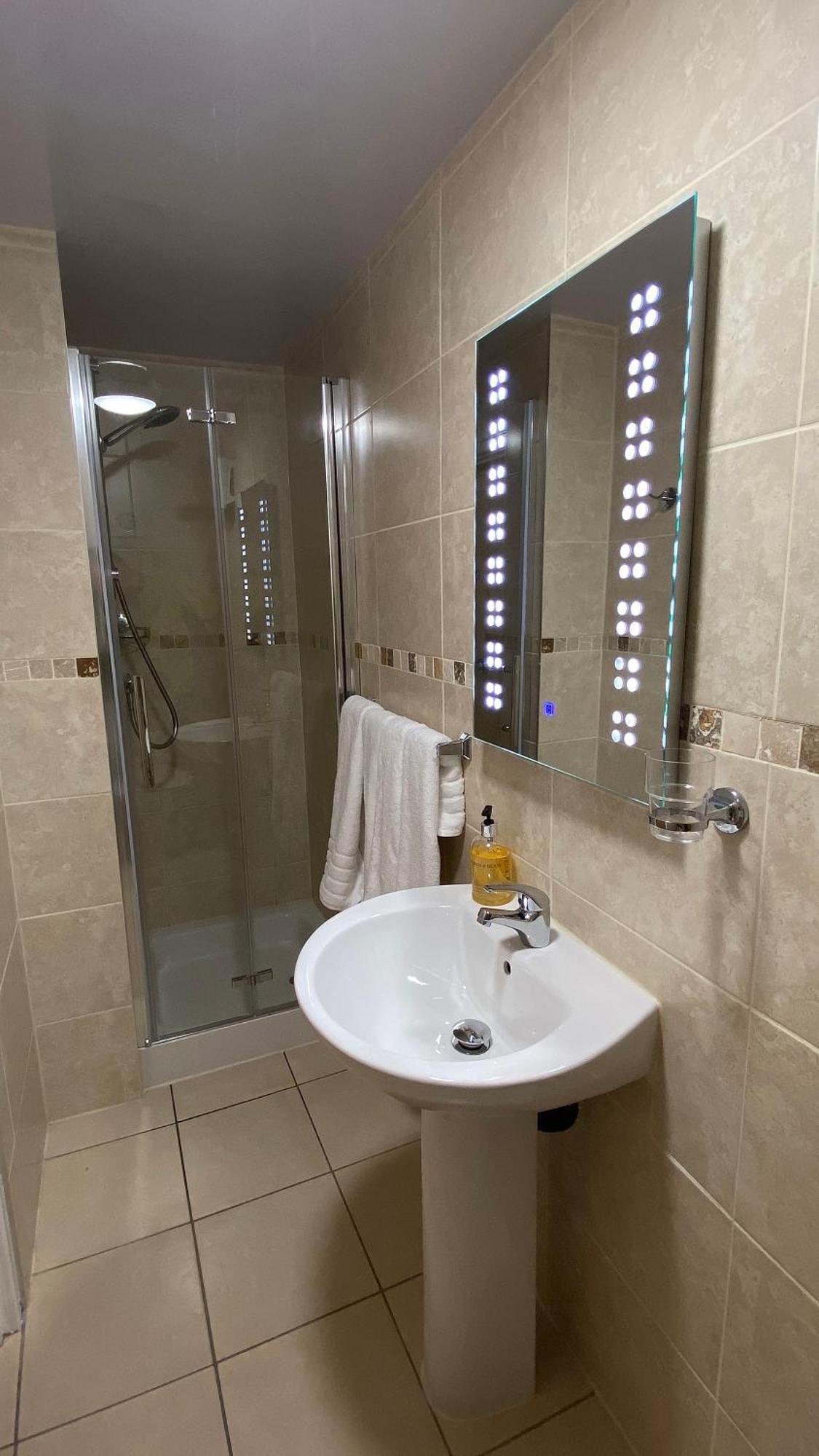 Butterchurn Guest House Otterburn Zimmer foto